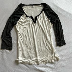 Womens 3/4 sleeve top